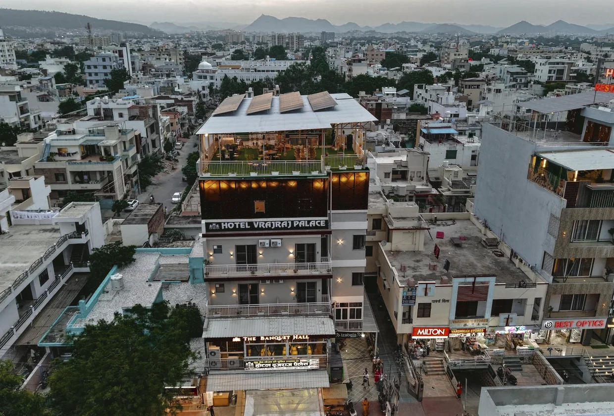 Family-friendly rooms with modern facilities in Udaipur