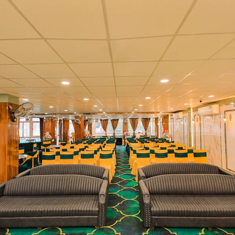 Hotel with banquet hall in Udaipur