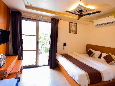 Modern hotel rooms in Hiran Magri Udaipur